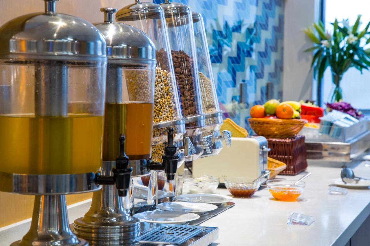 Holiday Inn Express Haining City Center, An Ihg Hotel Buitenkant foto