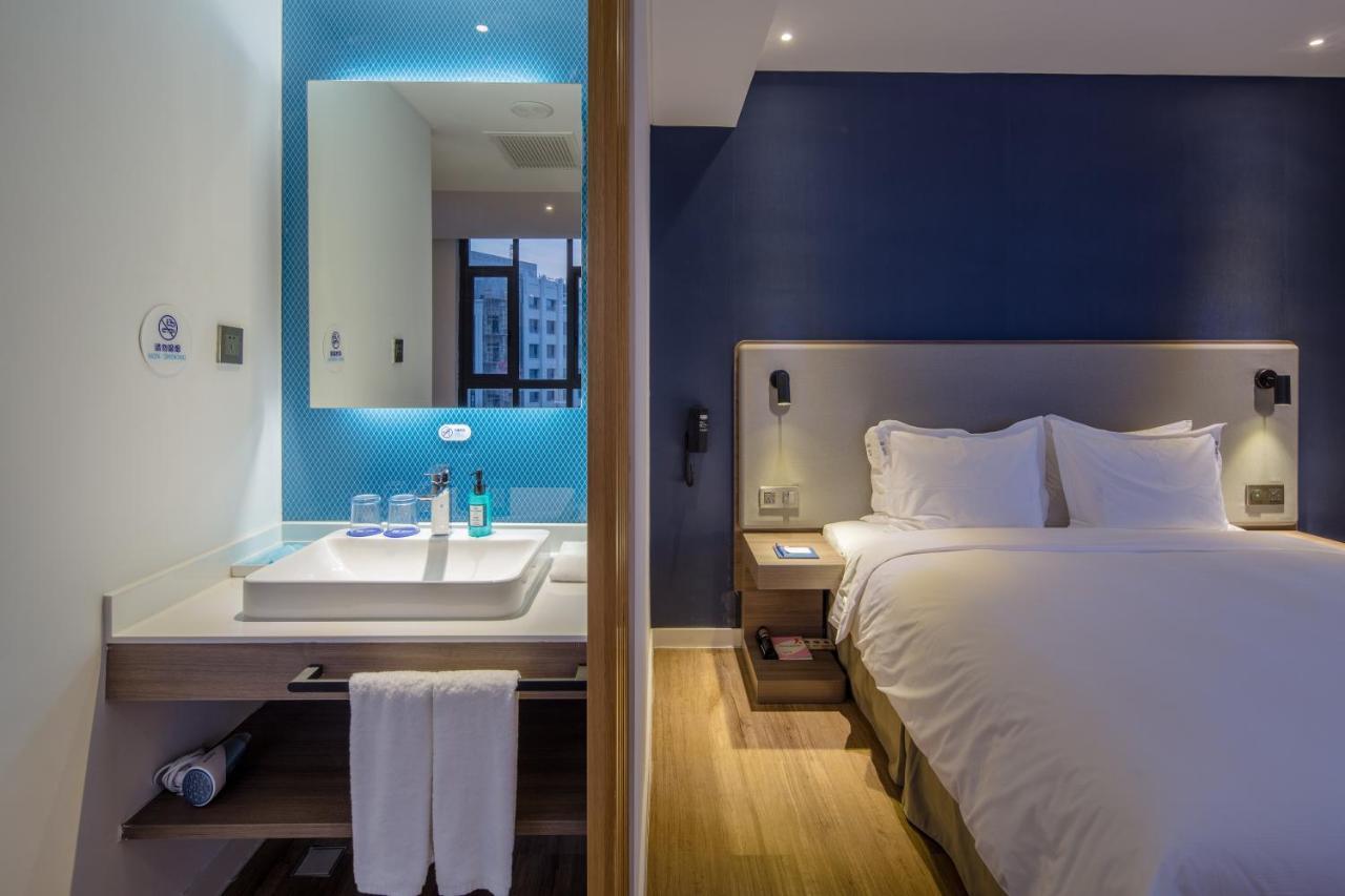 Holiday Inn Express Haining City Center, An Ihg Hotel Buitenkant foto